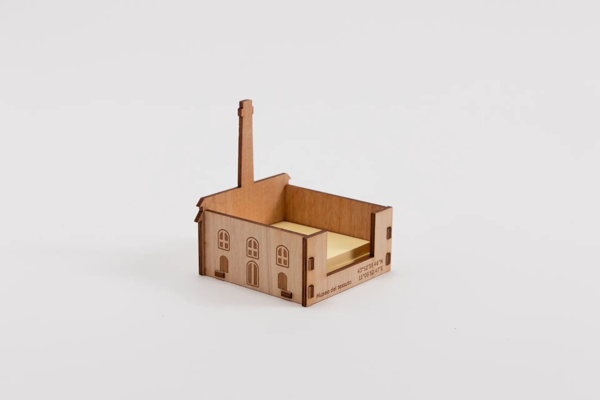 prato sul tavolo, design, immagine 11 di 14